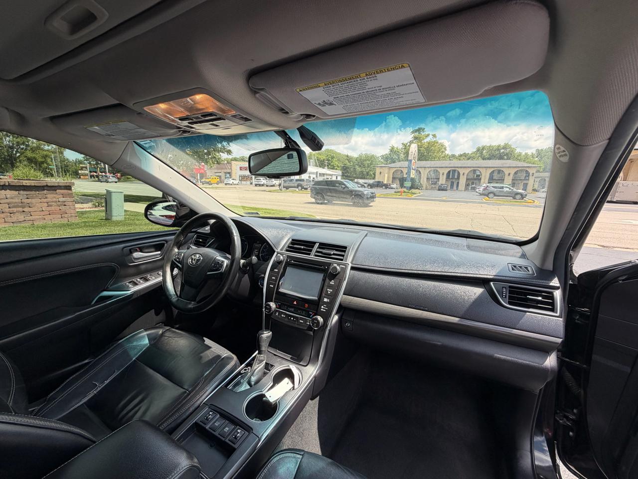 Toyota Camry Hybrid 4dr Sdn XLE (Natl) 2015