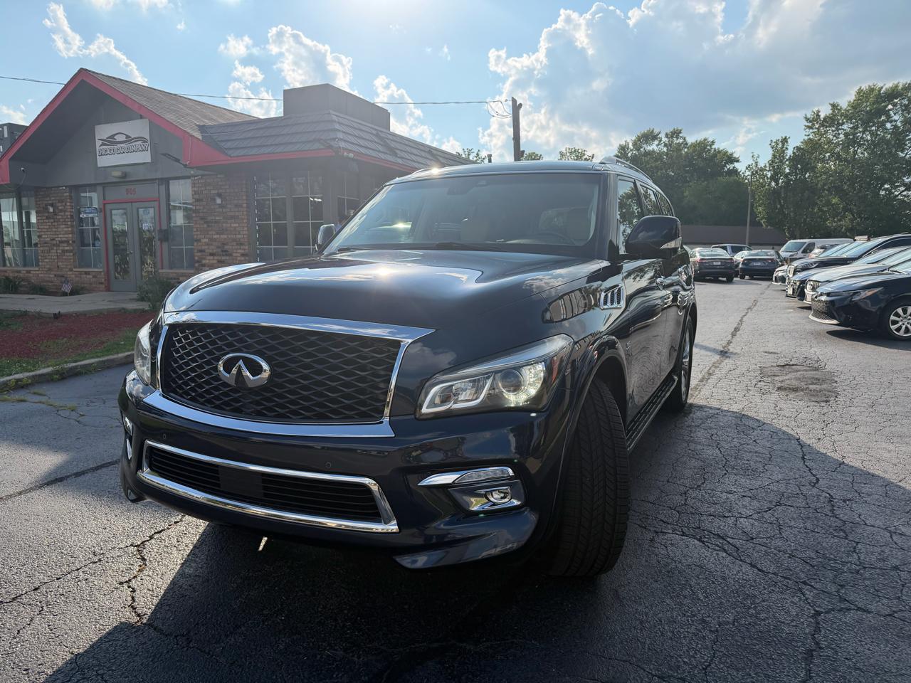 Infiniti QX80 AWD 2017