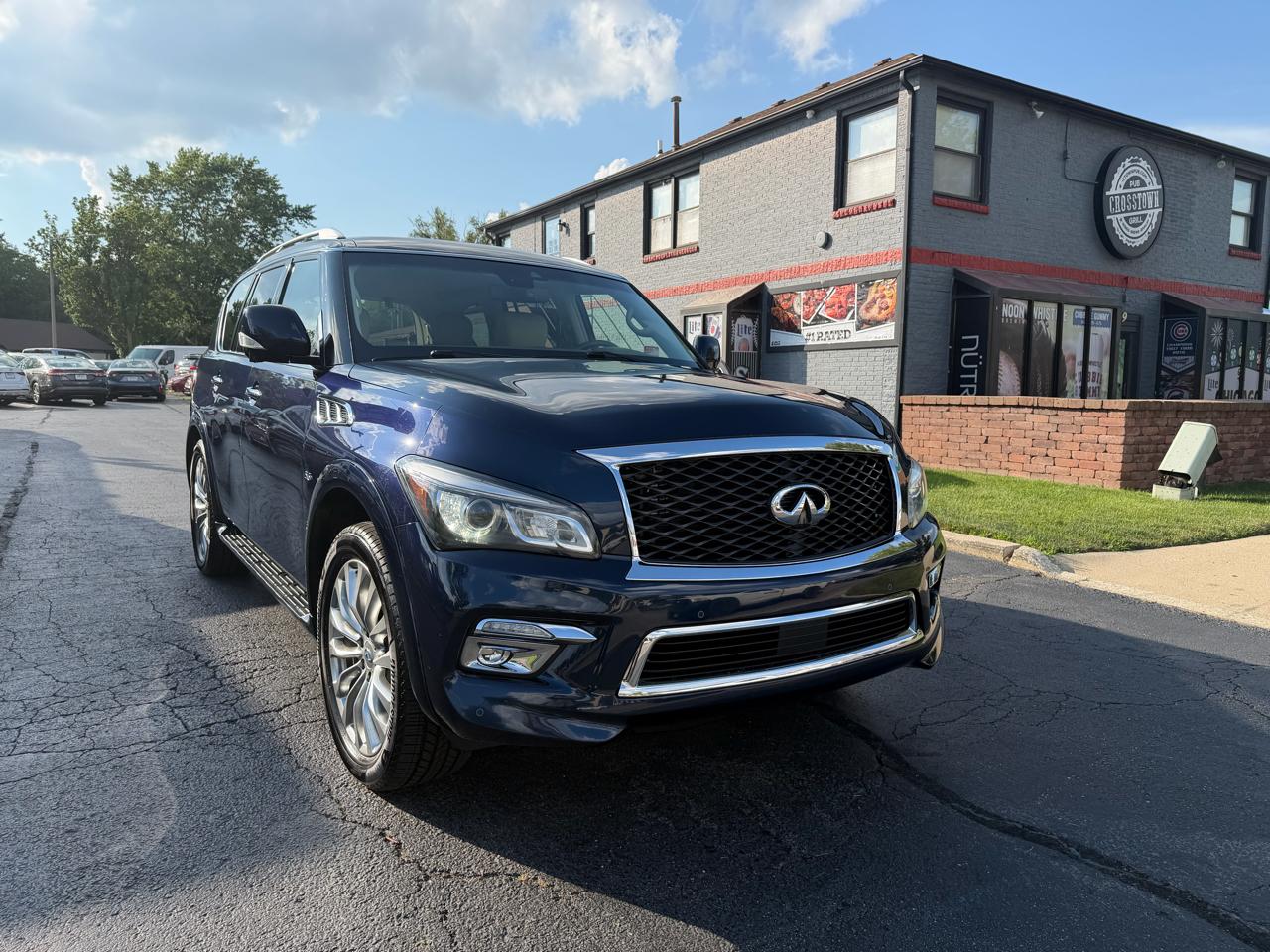 Infiniti QX80 AWD 2017