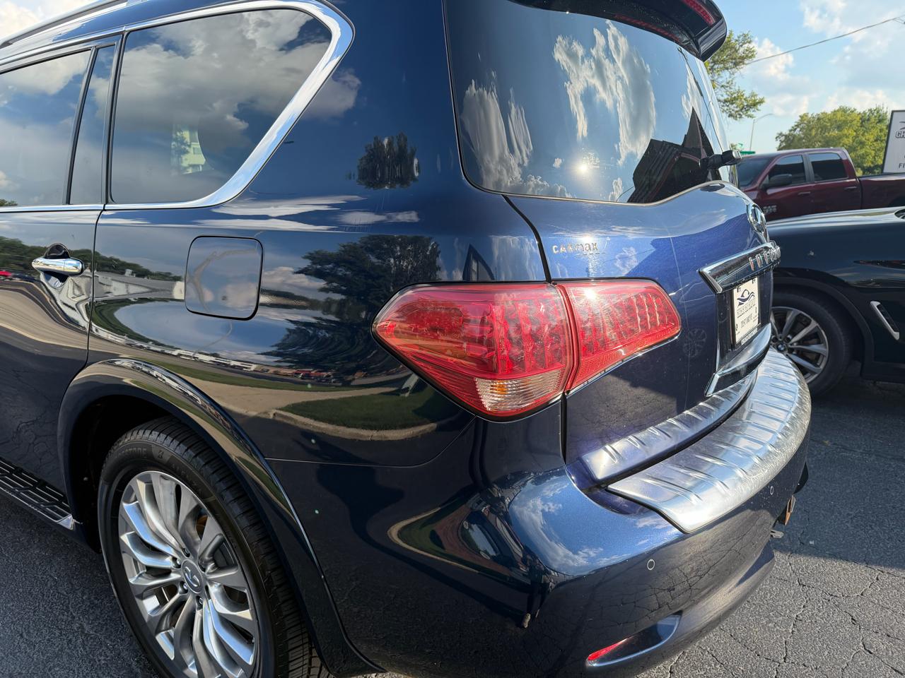 Infiniti QX80 AWD 2017