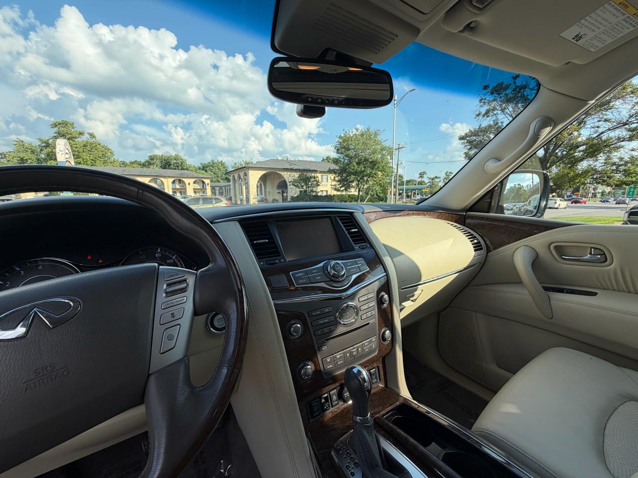Infiniti QX80 AWD 2017