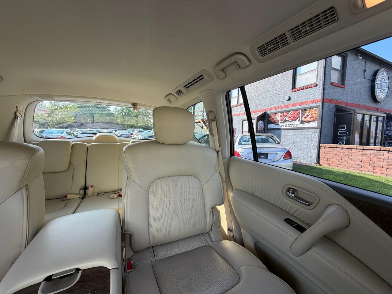 Infiniti QX80 AWD 2017