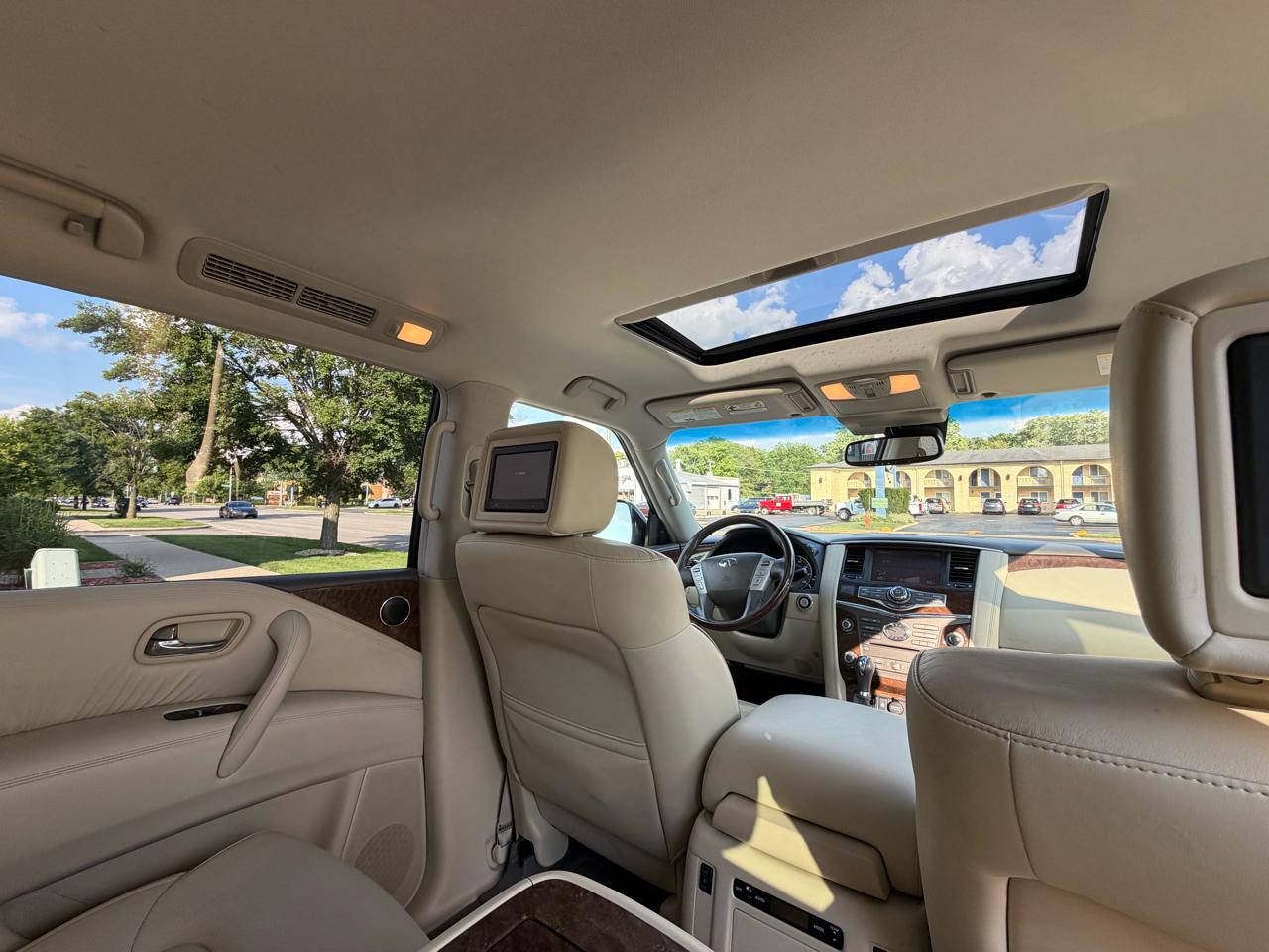 Infiniti QX80 AWD 2017