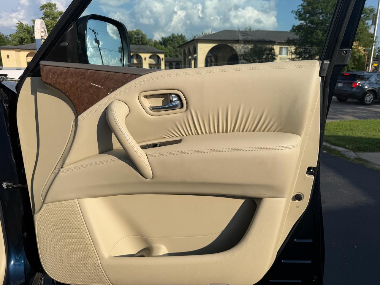 Infiniti QX80 AWD 2017