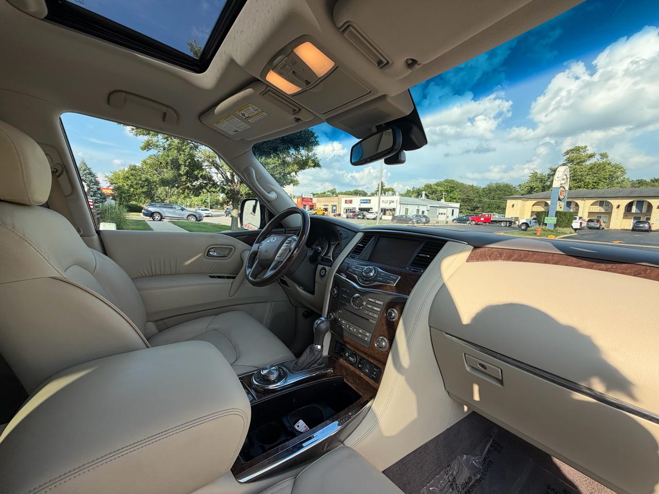 Infiniti QX80 AWD 2017