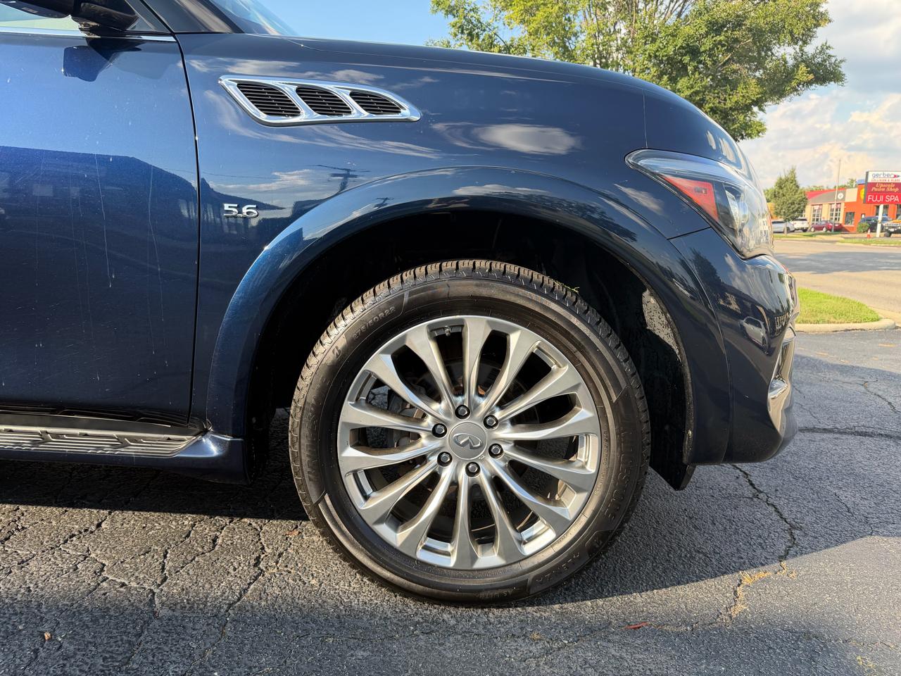 Infiniti QX80 AWD 2017
