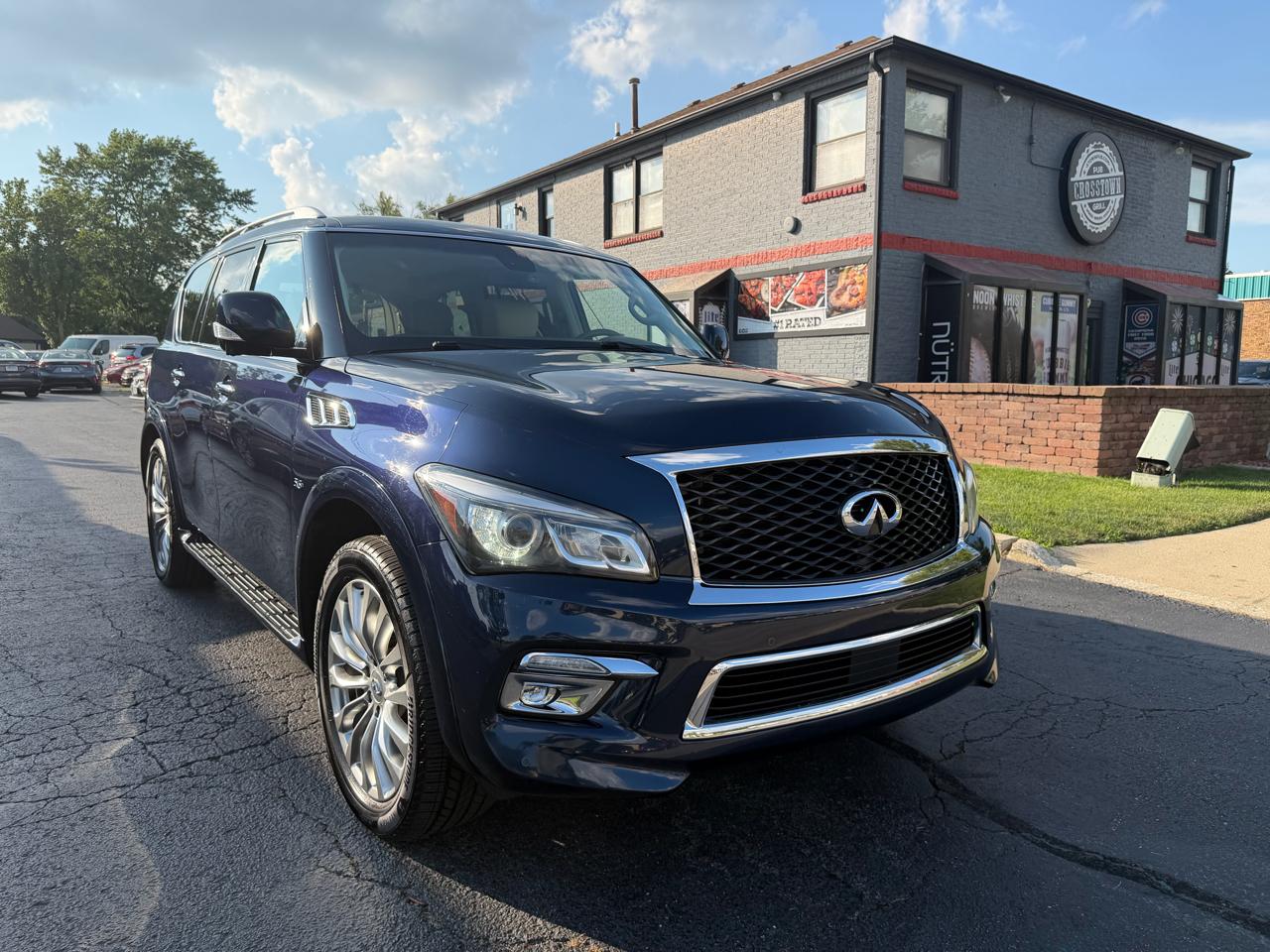 Infiniti QX80 AWD 2017