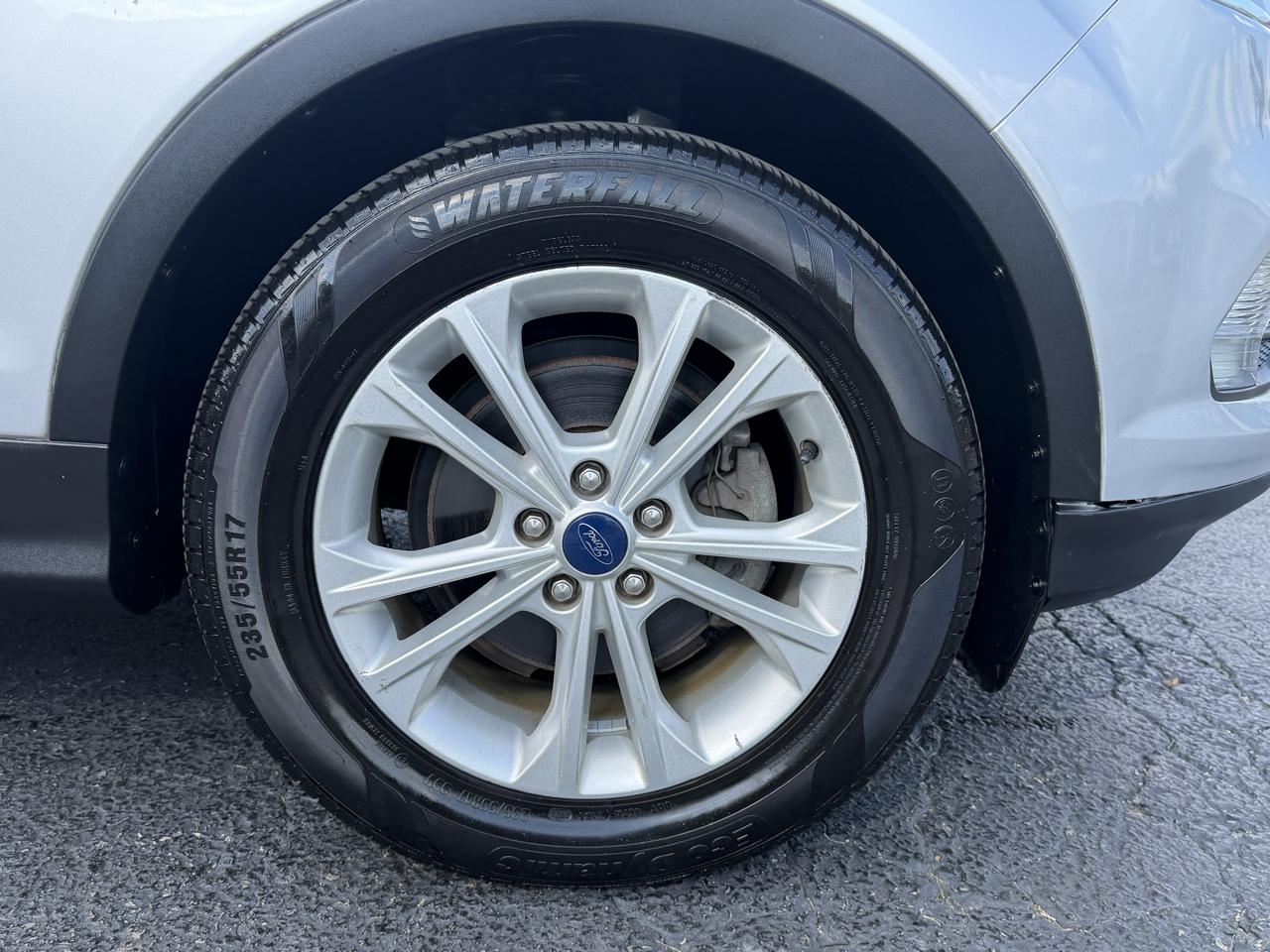 Ford Escape SE FWD 2018
