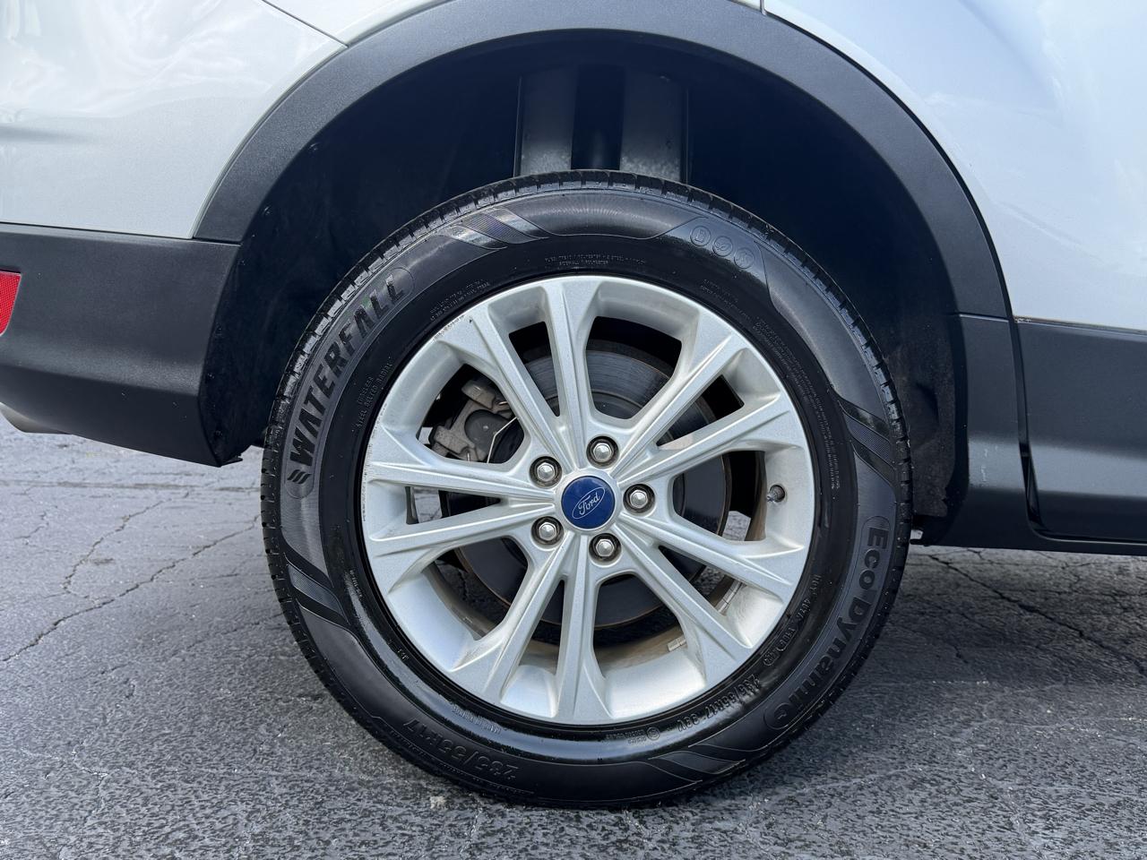 Ford Escape SE FWD 2018