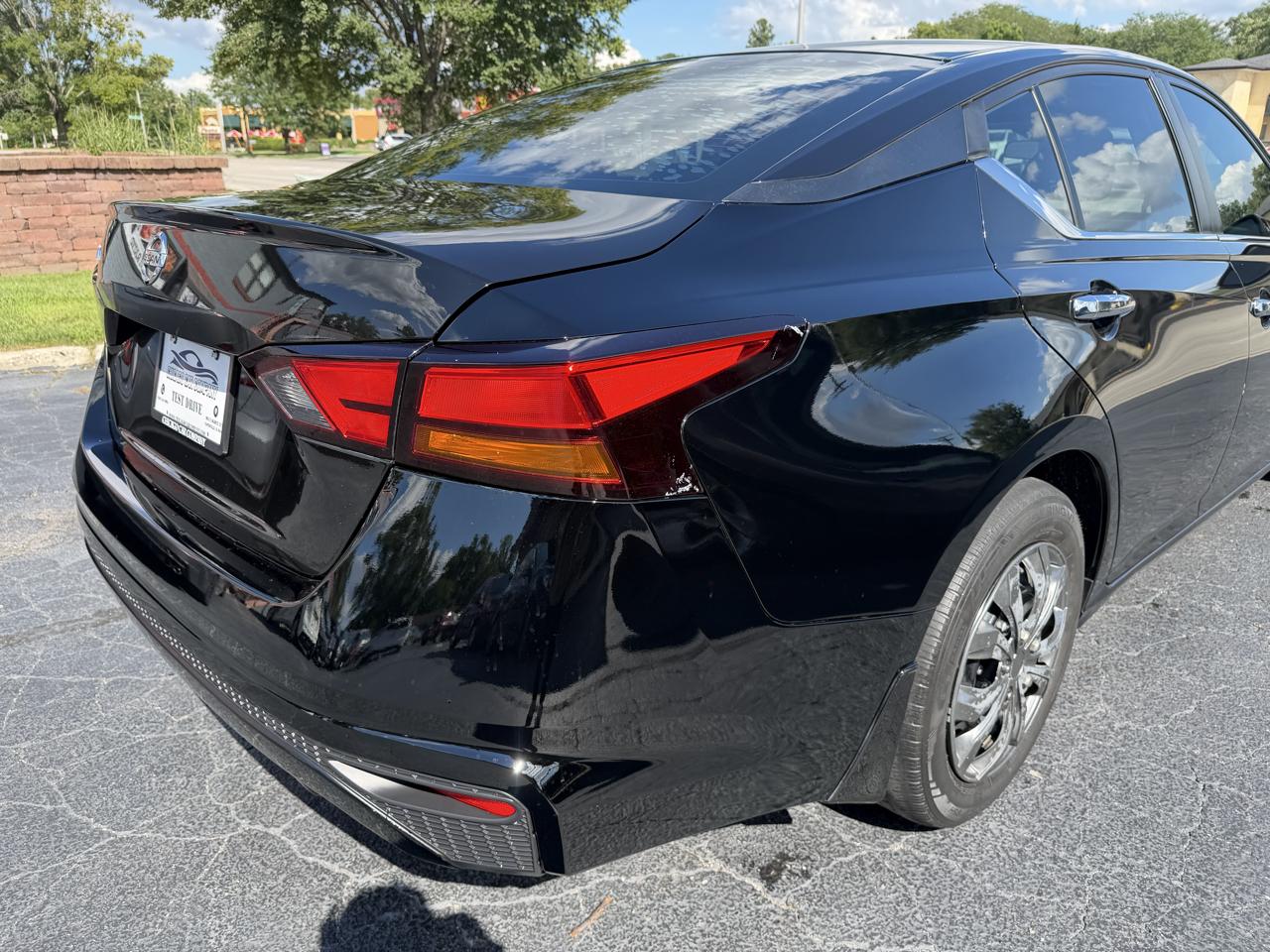 Nissan Altima 2.5 S Sedan 2021