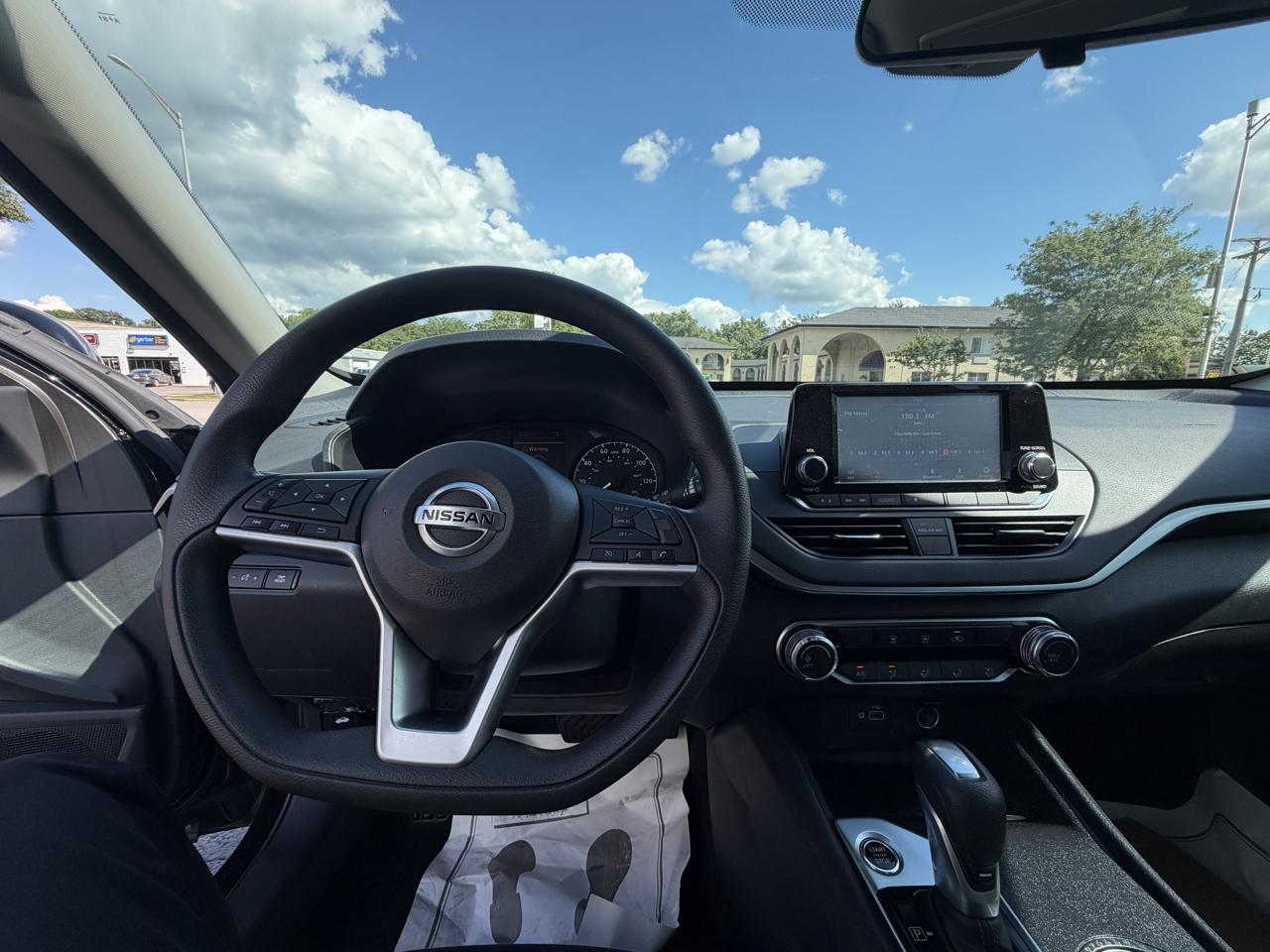 Nissan Altima 2.5 S Sedan 2021
