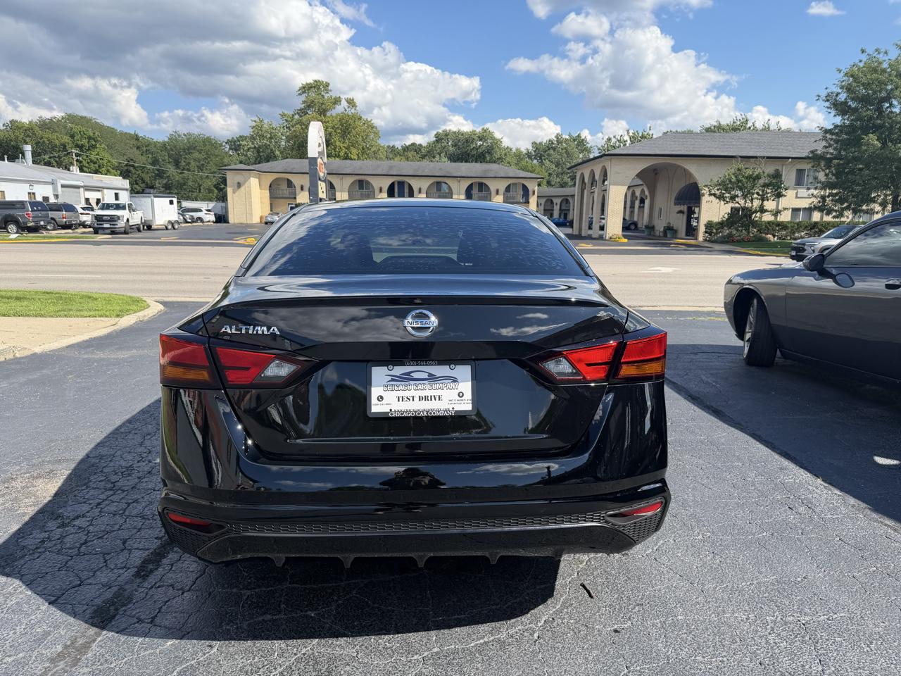 Nissan Altima 2.5 S Sedan 2021