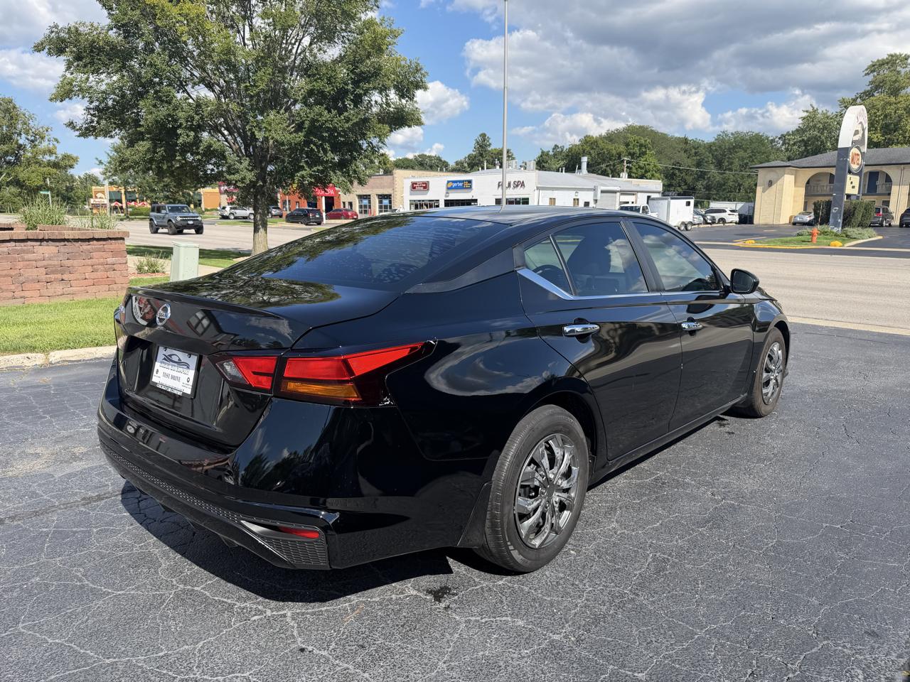 Nissan Altima 2.5 S Sedan 2021