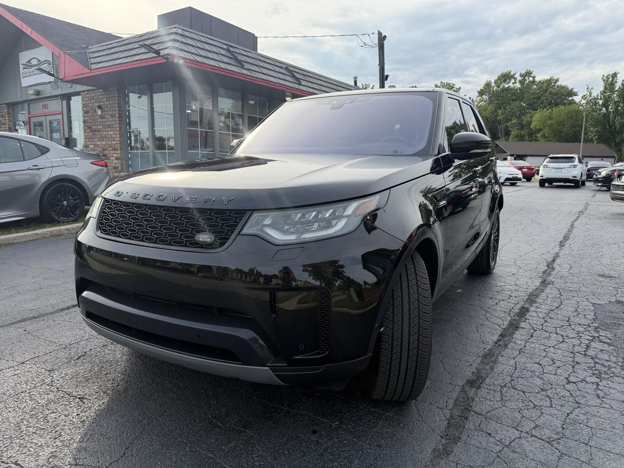 Land Rover Discovery photo 3