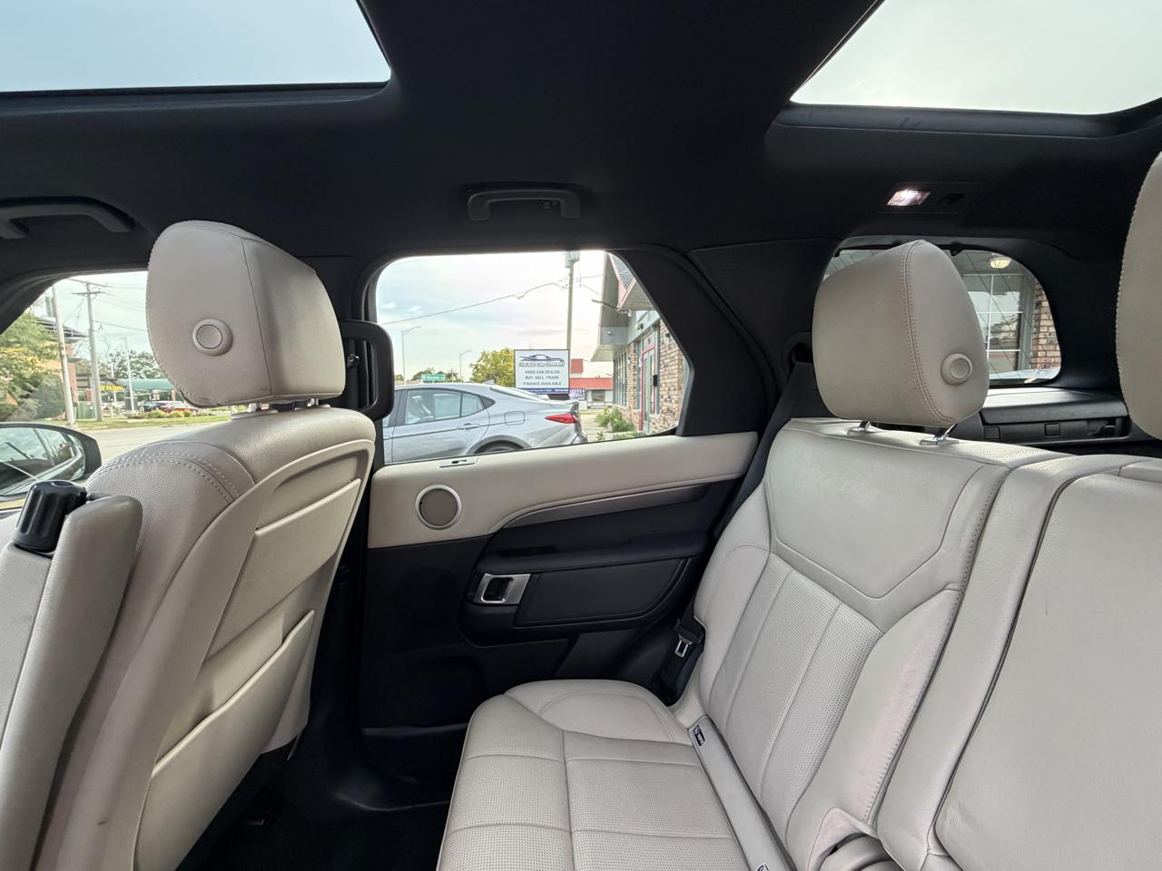 Land Rover Discovery photo 29