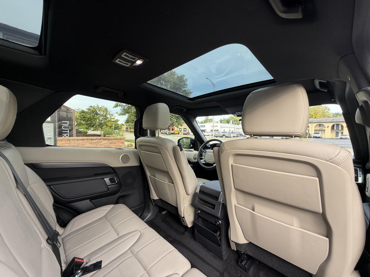 Land Rover Discovery photo 33
