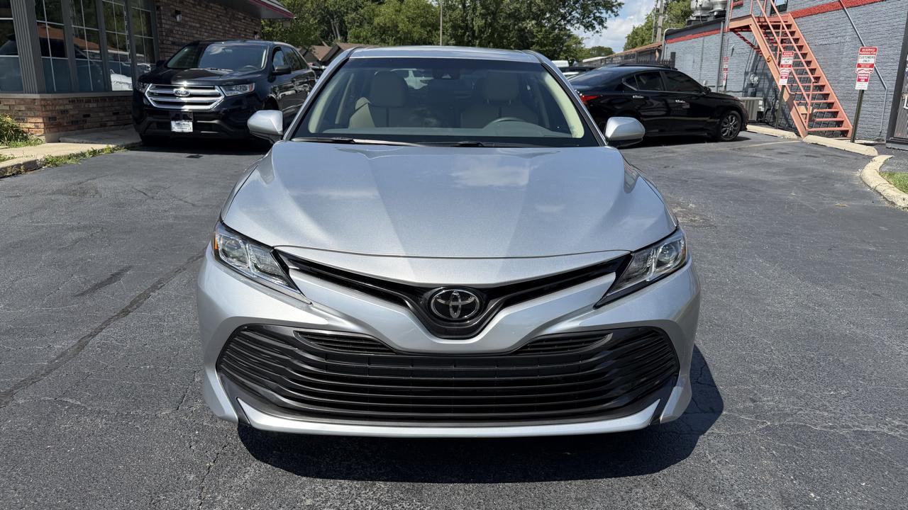 Toyota Camry XLE Auto (Natl) 2018