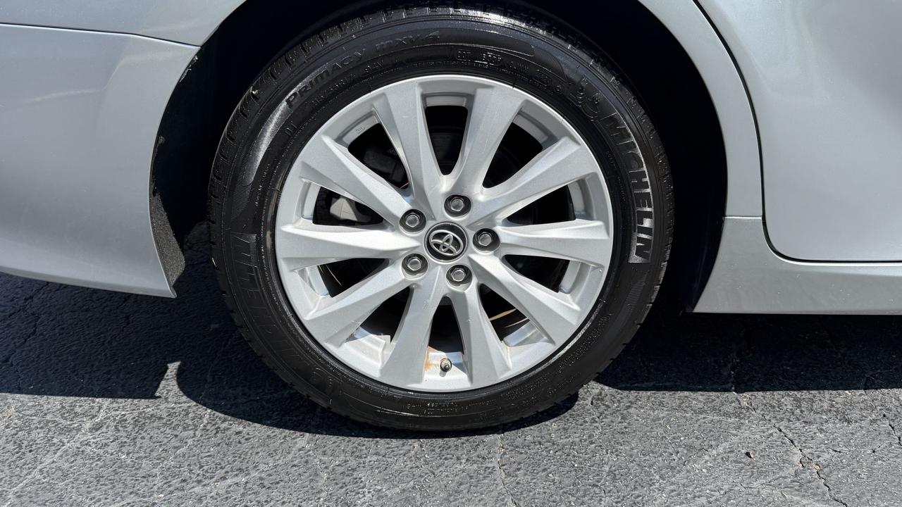 Toyota Camry XLE Auto (Natl) 2018