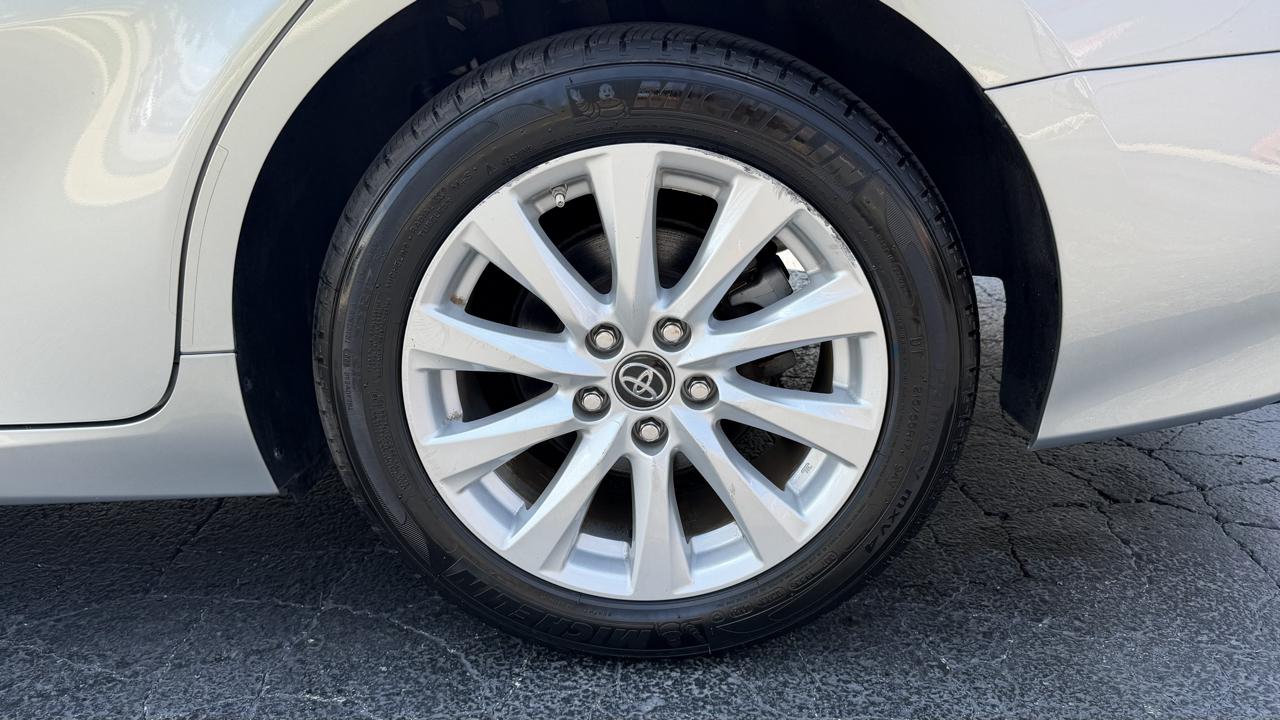 Toyota Camry XLE Auto (Natl) 2018