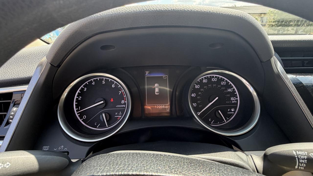 Toyota Camry XLE Auto (Natl) 2018
