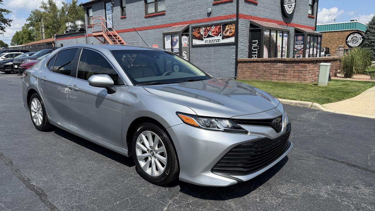 Toyota Camry XLE Auto (Natl) 2018