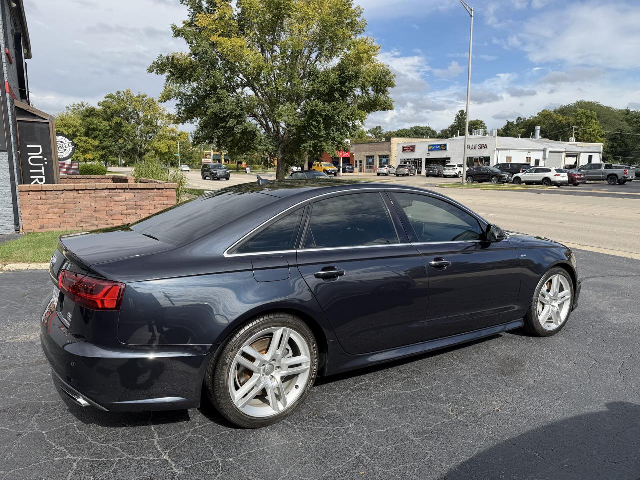 Audi A6 photo 12
