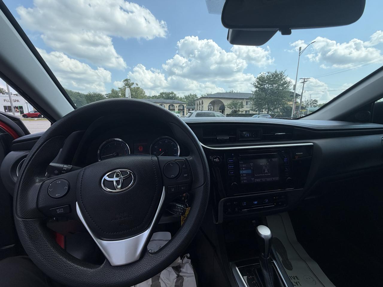 Toyota Corolla 50th Anniversary Special Edition CVT (Natl) 2017