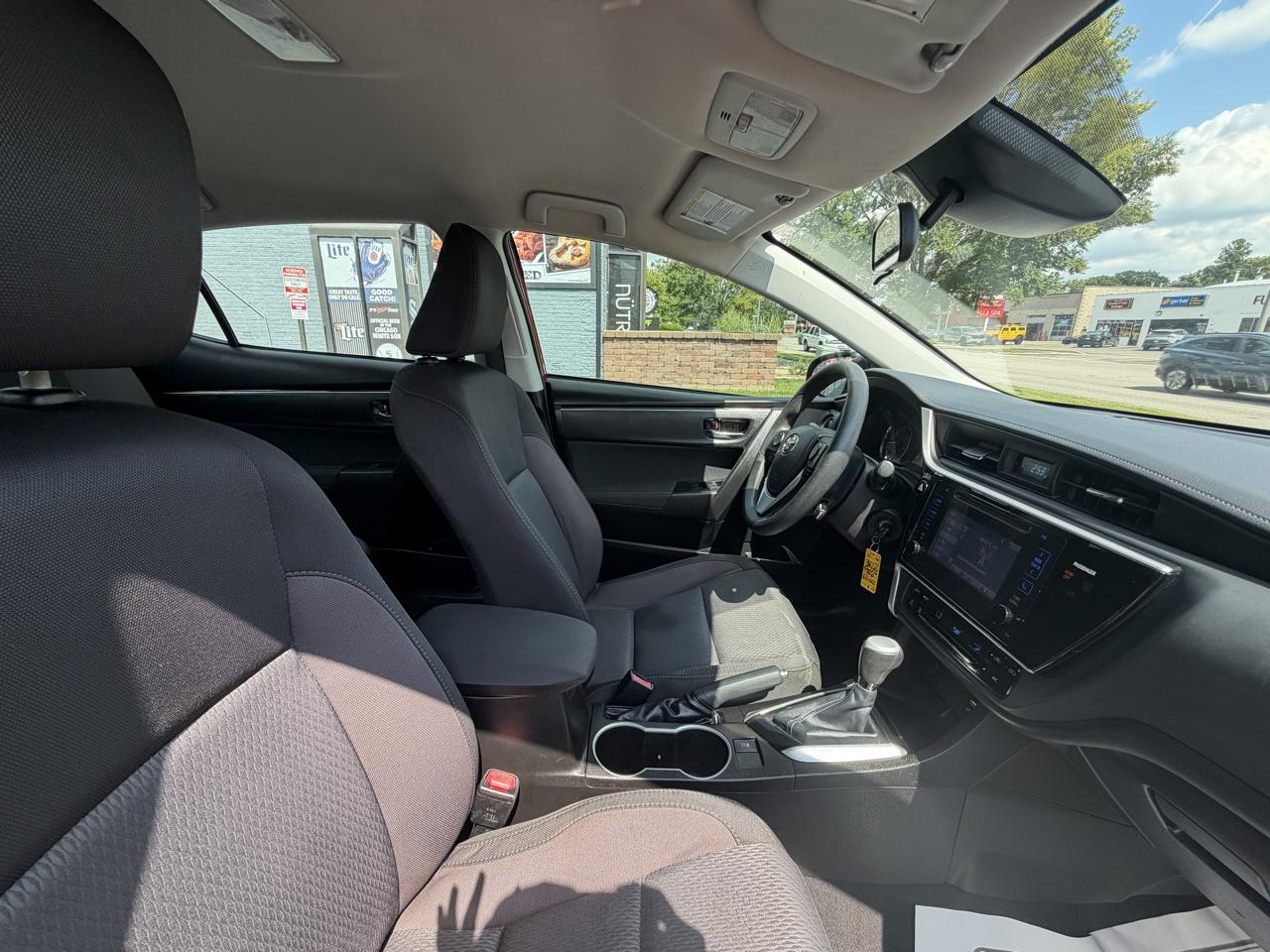 Toyota Corolla photo 31