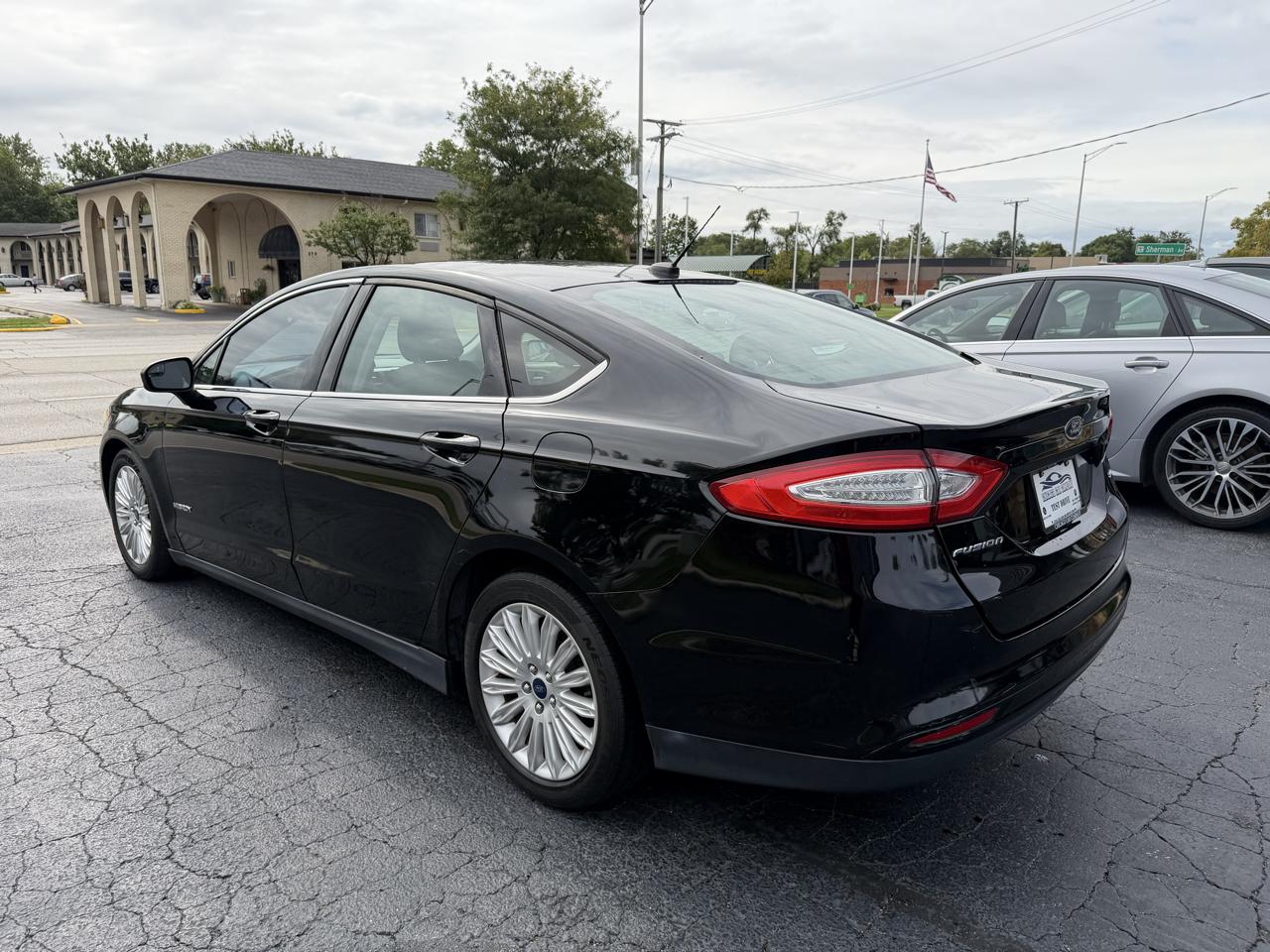 Ford Fusion photo 37