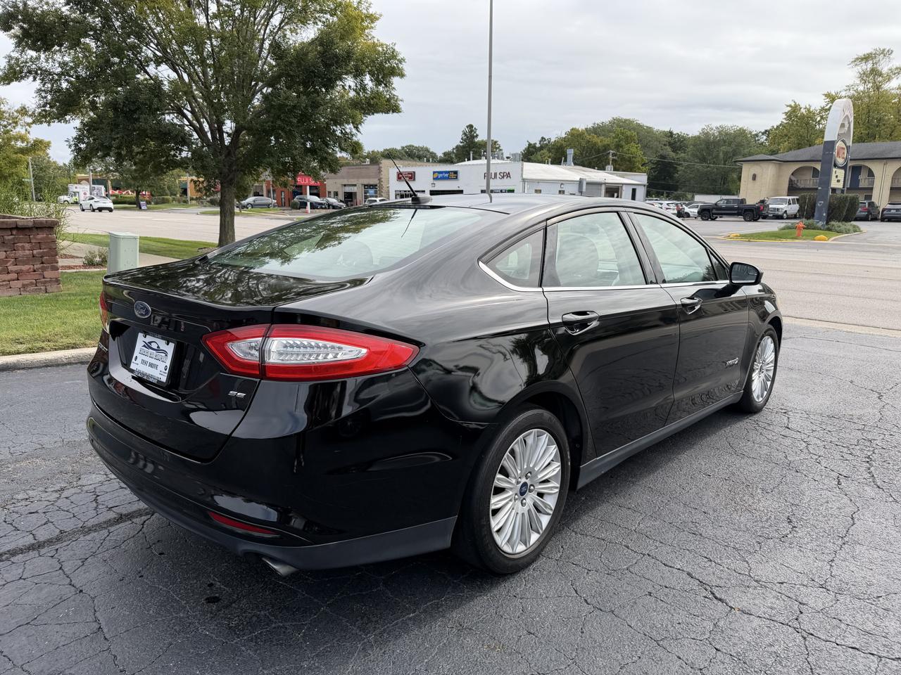 Ford Fusion photo 39