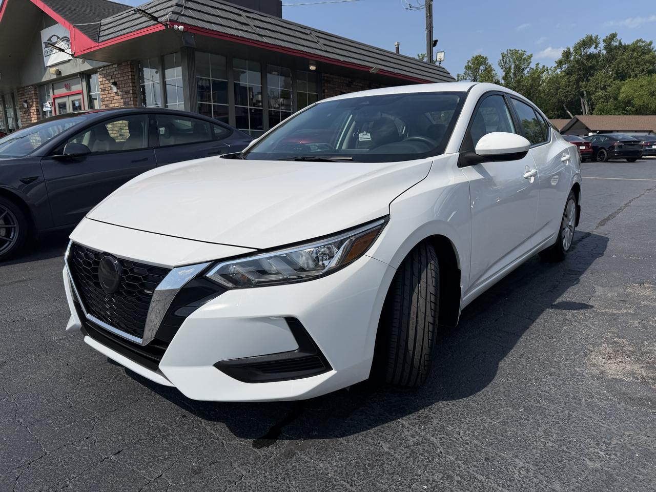 Nissan Sentra S CVT 2022