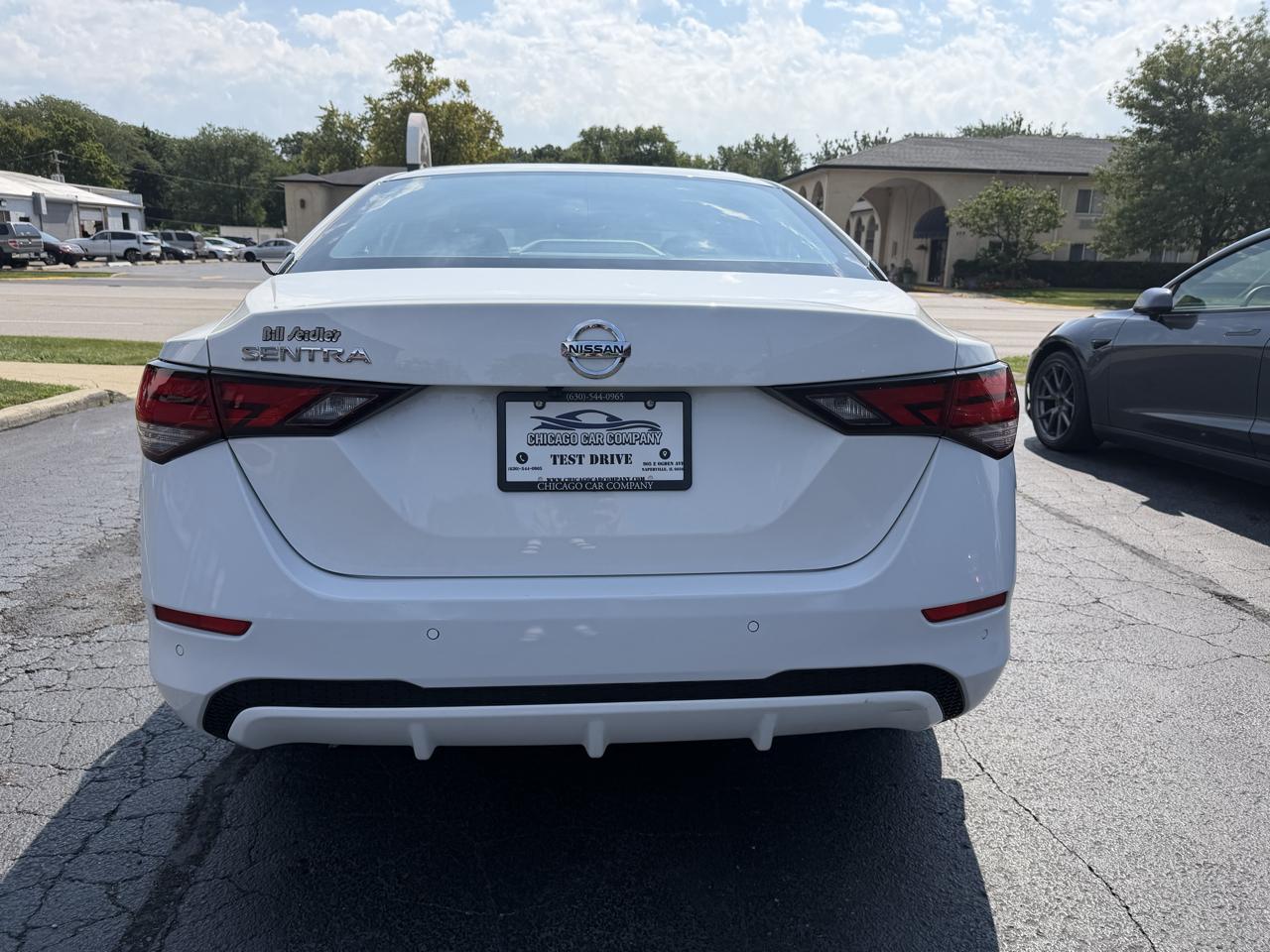 Nissan Sentra S CVT 2022
