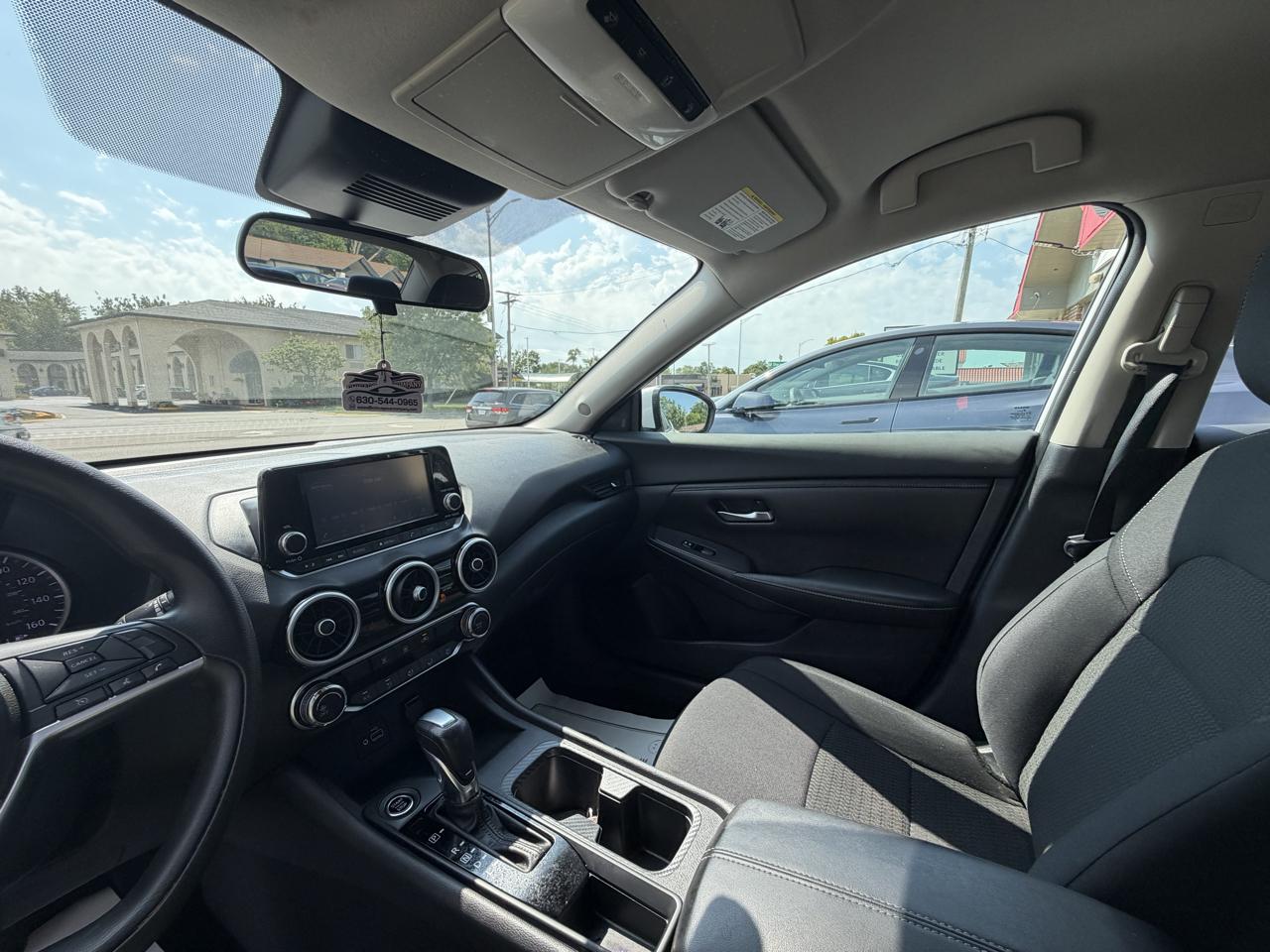Nissan Sentra S CVT 2022