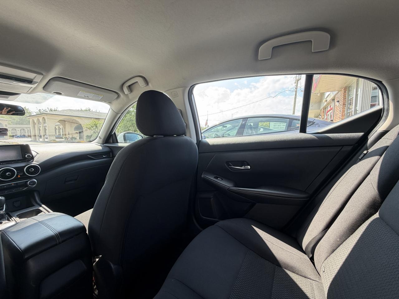 Nissan Sentra S CVT 2022