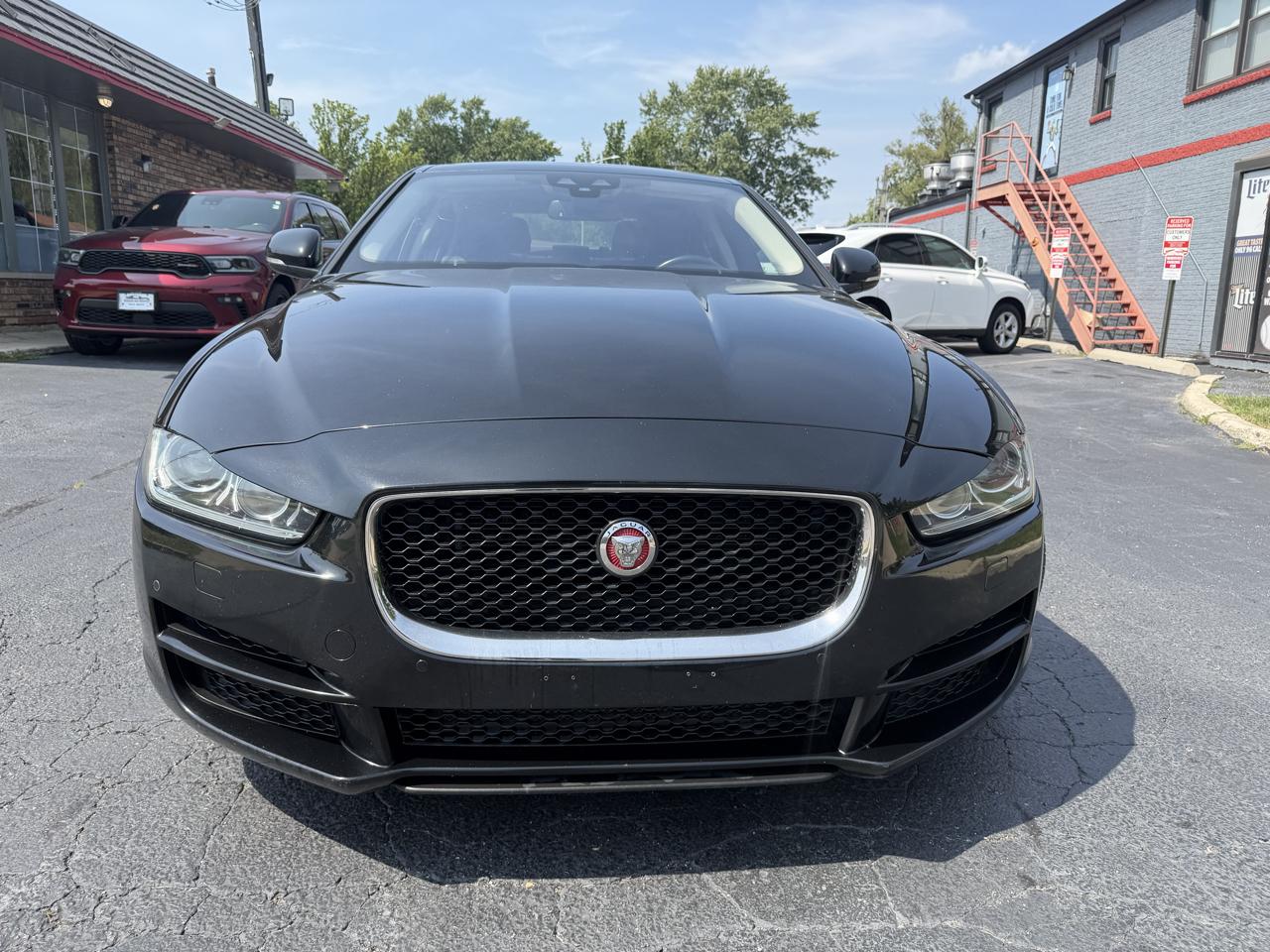 Jaguar XE 25t Prestige RWD 2017