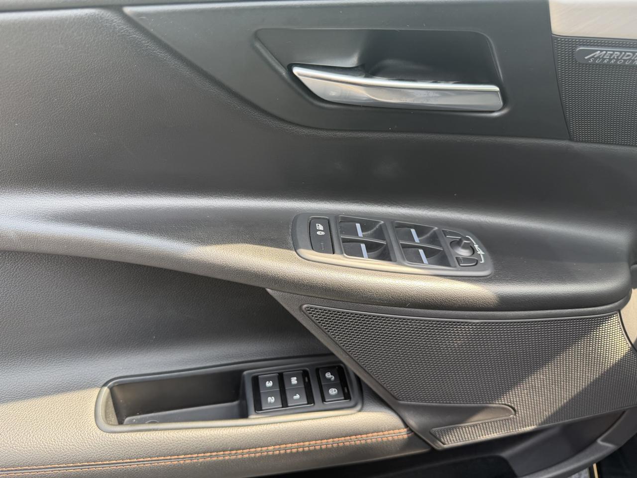 Jaguar XE 25t Prestige RWD 2017