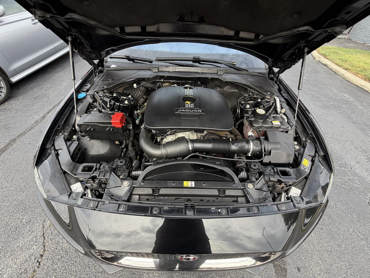 Jaguar XE photo 54