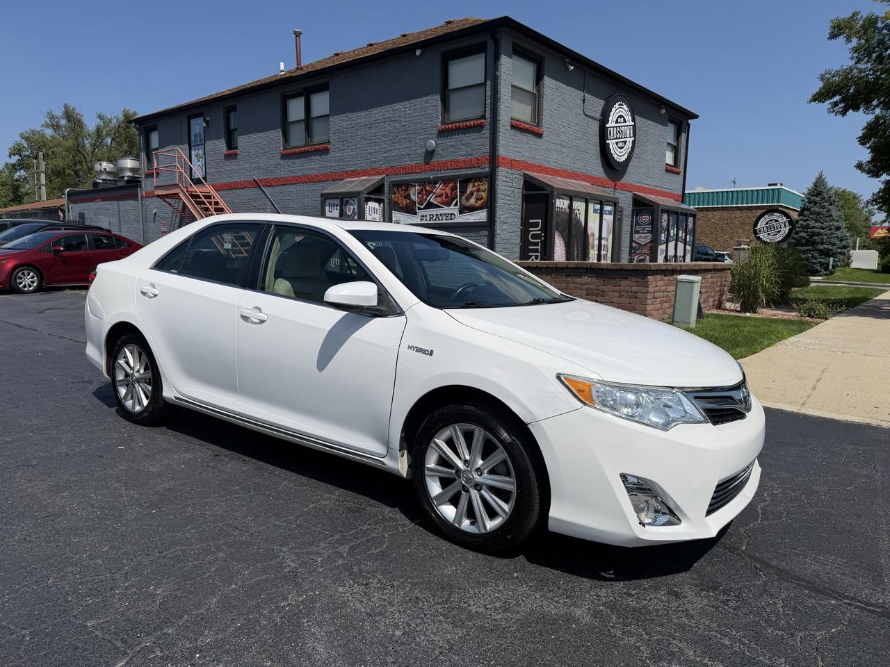 Toyota Camry Hybrid 4dr Sdn XLE (Natl) 2013