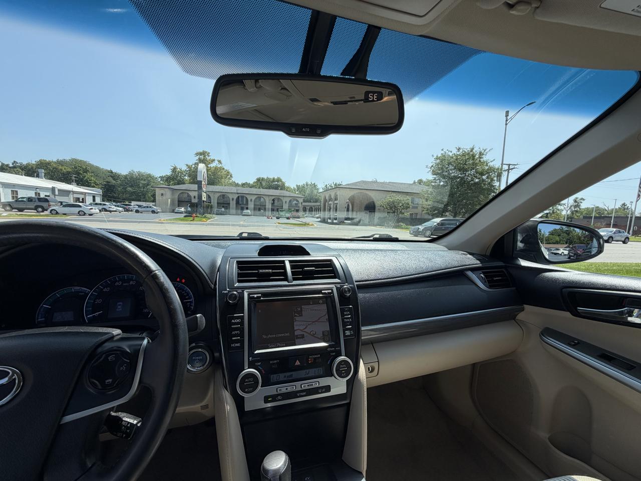 Toyota Camry Hybrid 4dr Sdn XLE (Natl) 2013