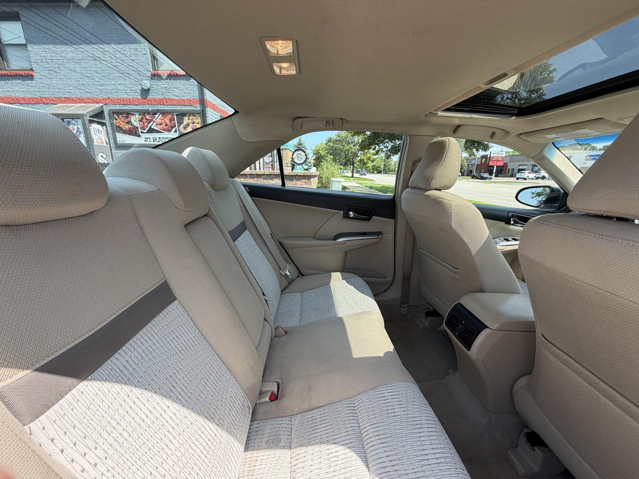 Toyota Camry Hybrid 4dr Sdn XLE (Natl) 2013