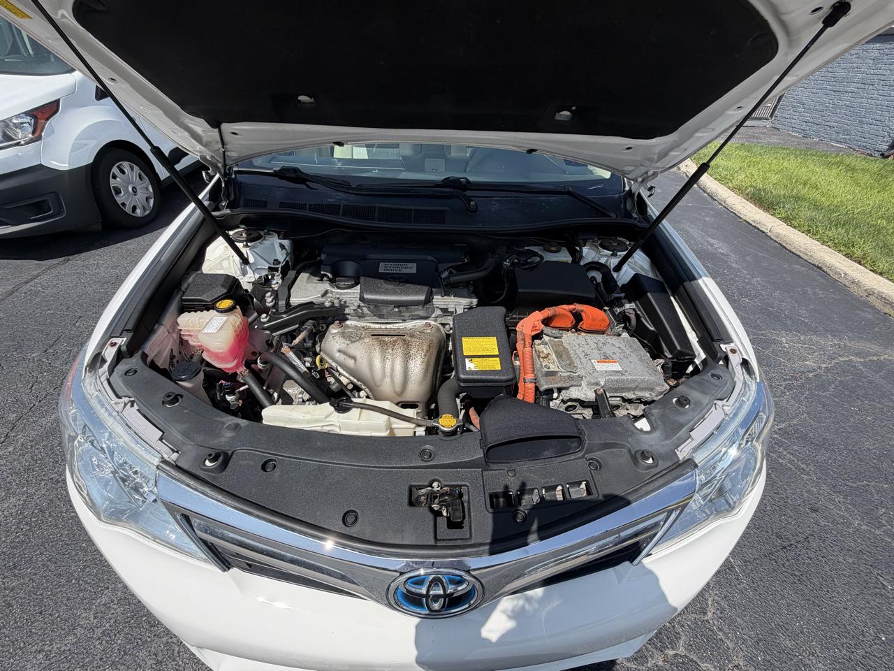 Toyota Camry Hybrid 4dr Sdn XLE (Natl) 2013