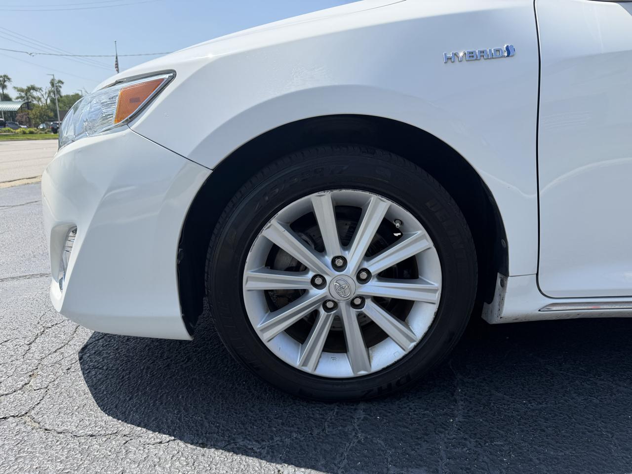 Toyota Camry Hybrid 4dr Sdn XLE (Natl) 2013