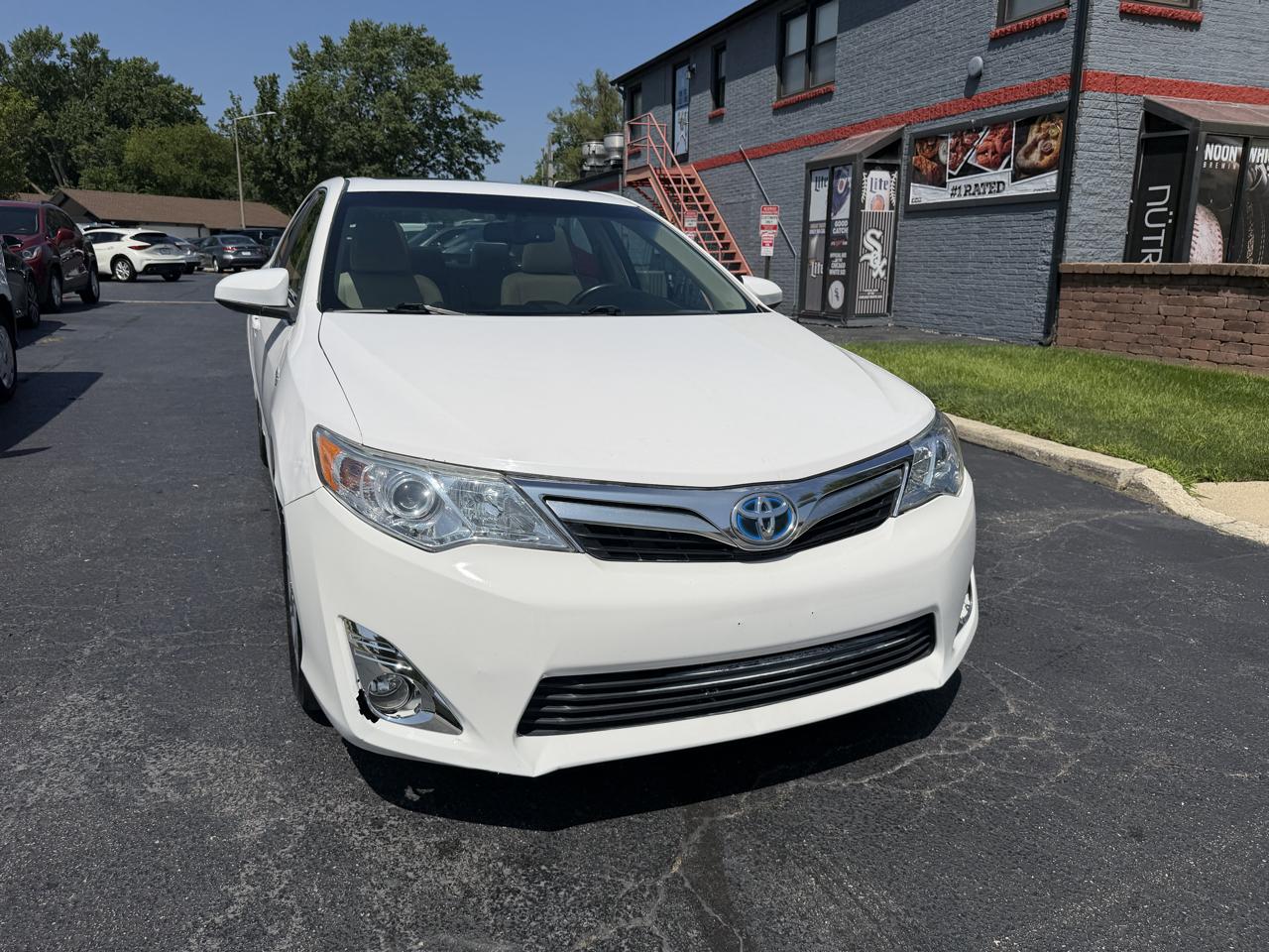Toyota Camry Hybrid 4dr Sdn XLE (Natl) 2013