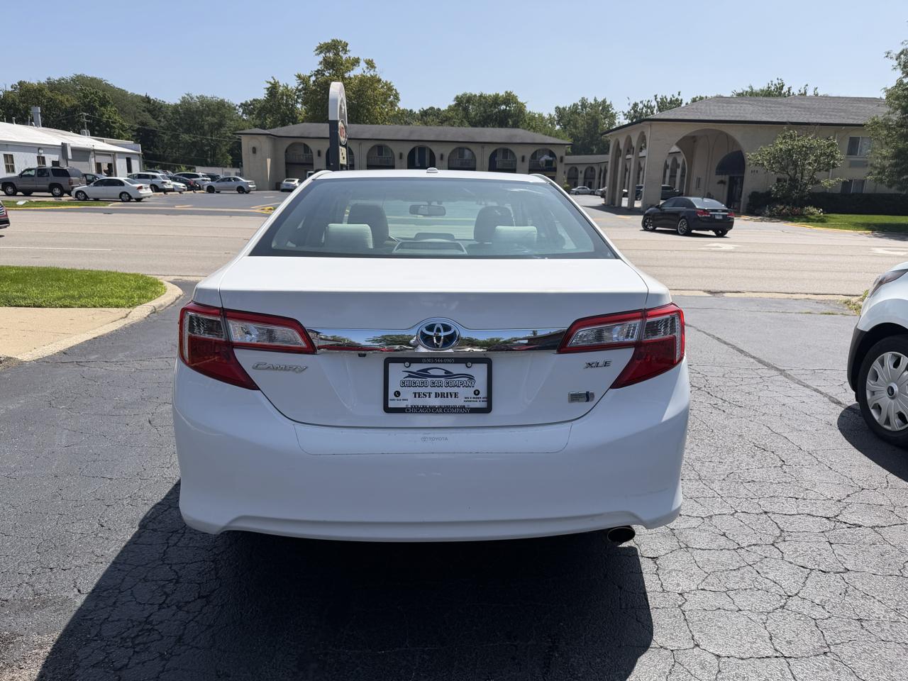 Toyota Camry Hybrid 4dr Sdn XLE (Natl) 2013