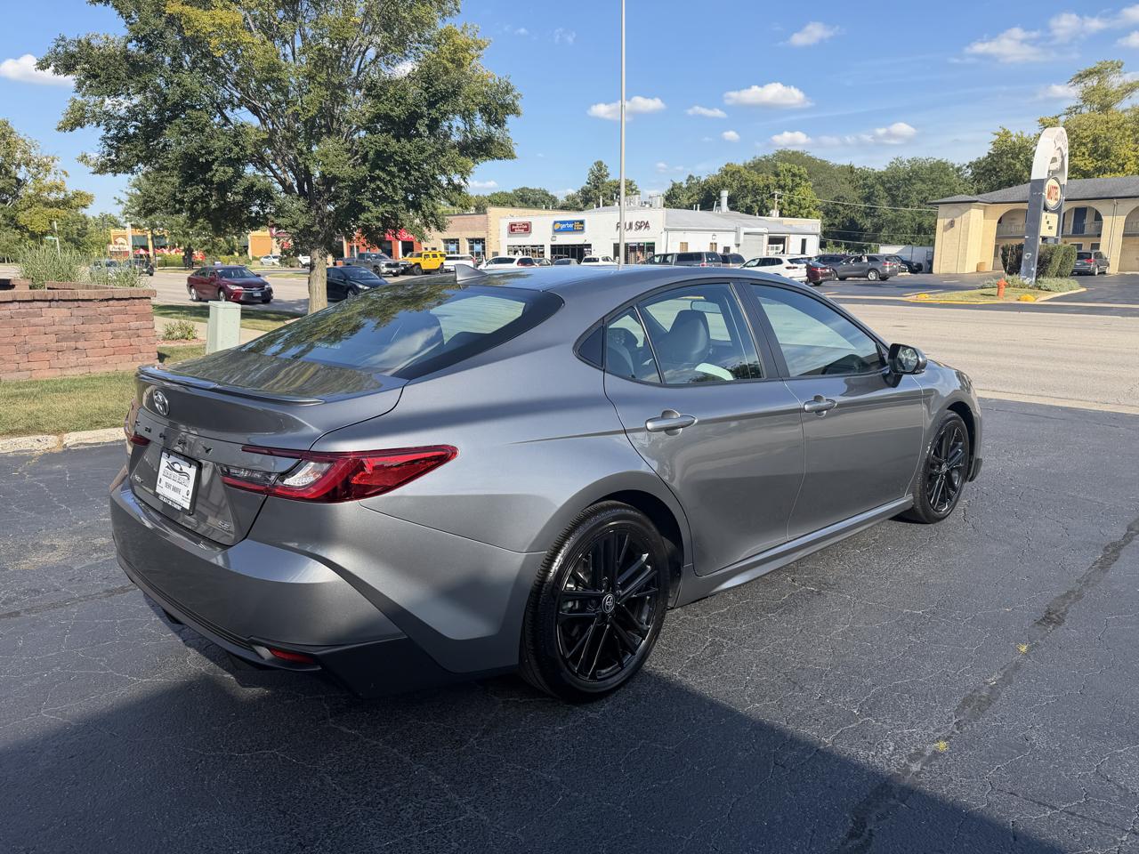 Toyota Camry photo 6