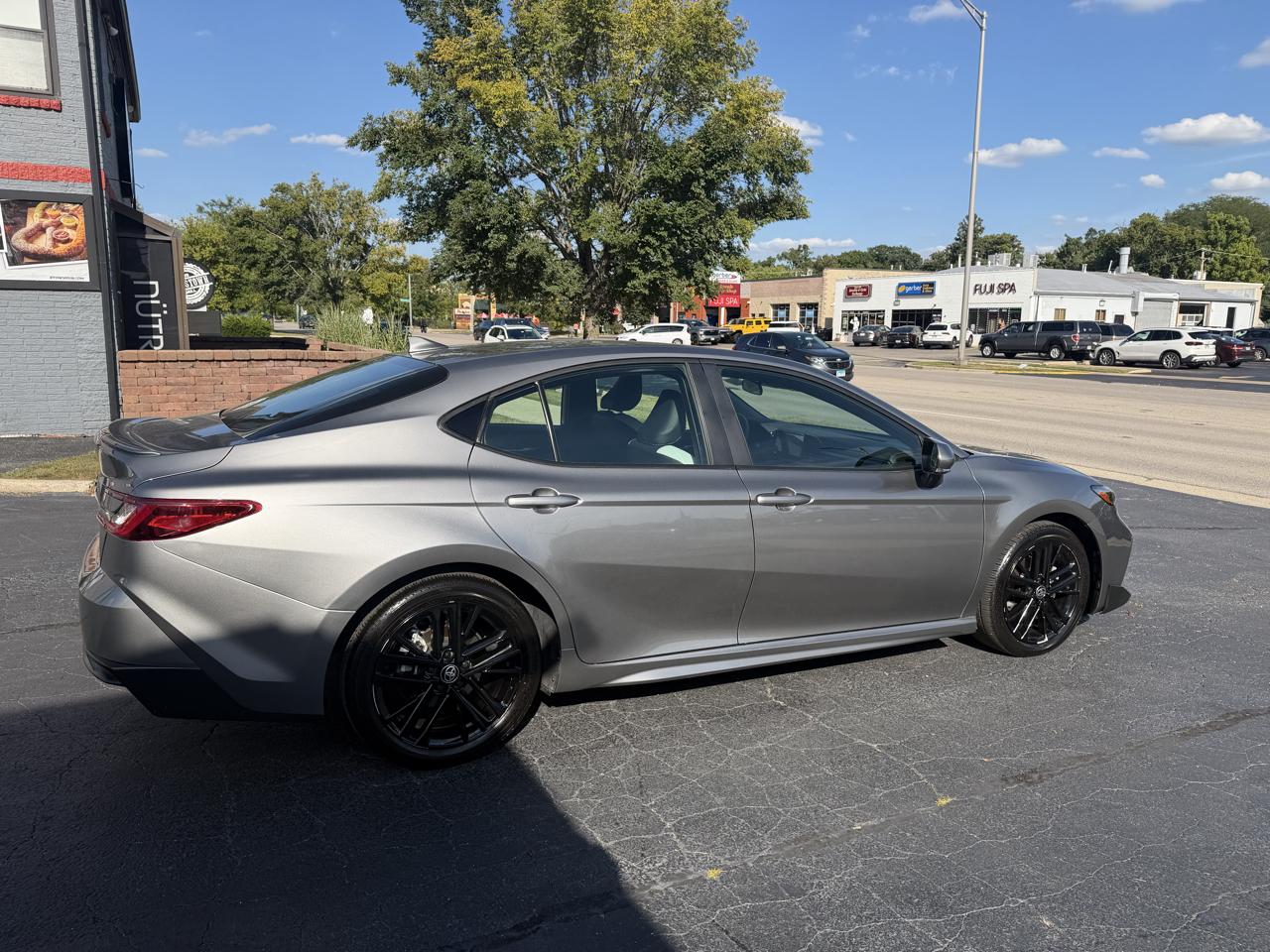 Toyota Camry photo 7