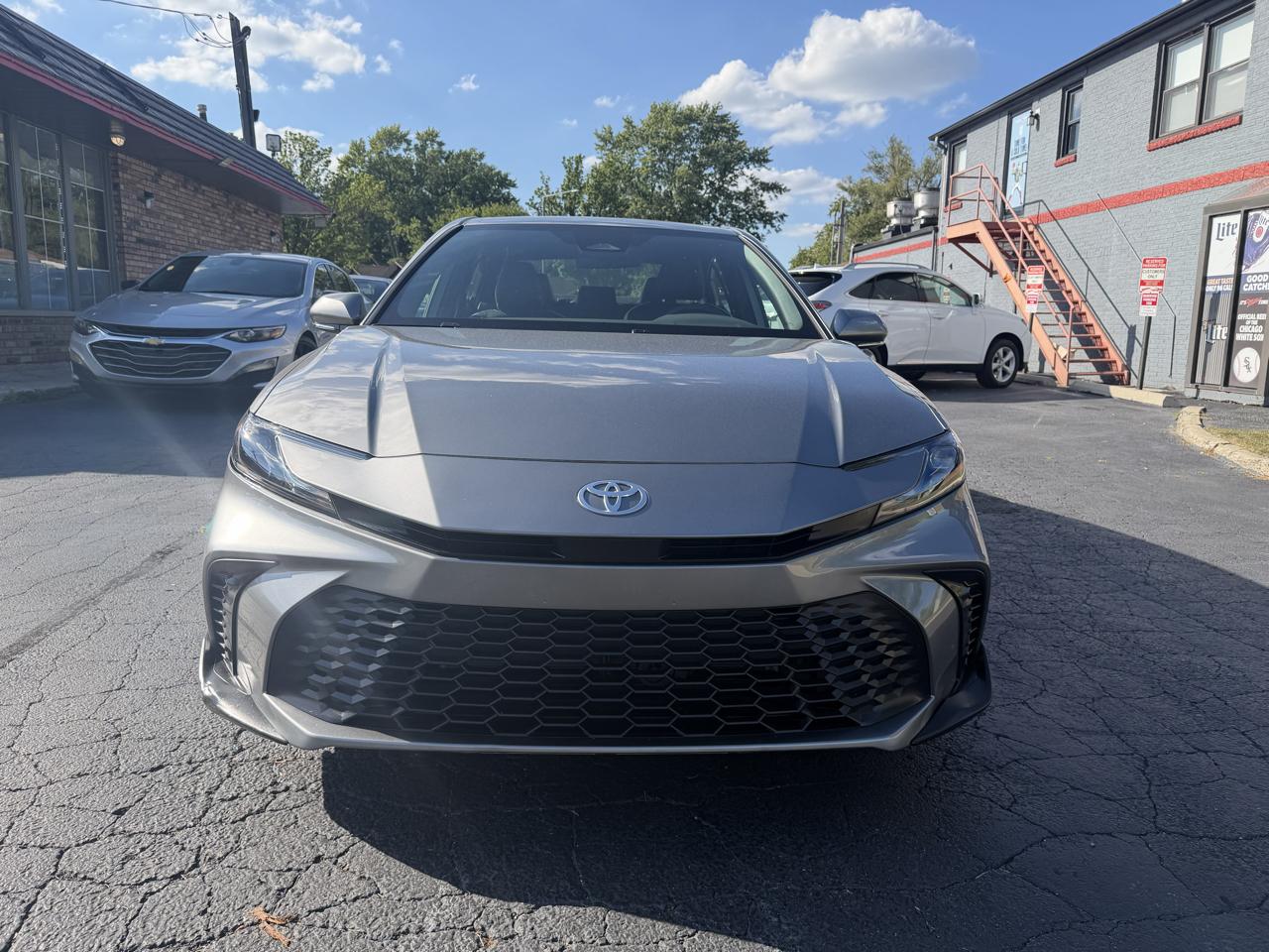 Toyota Camry photo 10