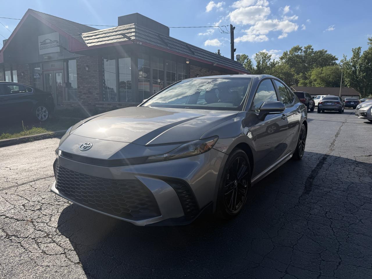 Toyota Camry photo 13