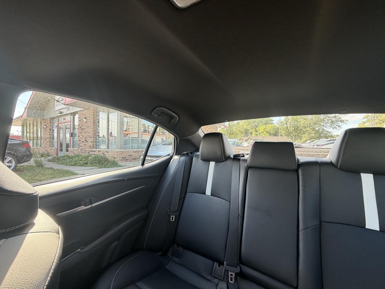 Toyota Camry photo 25