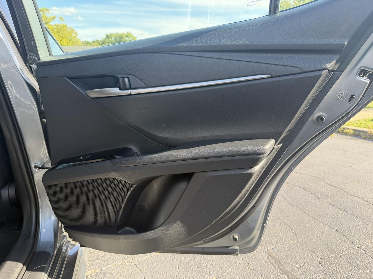 Toyota Camry photo 32